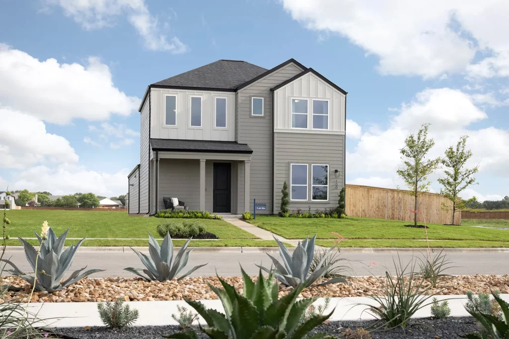 ResidencesParktonSquare-Plan3554-FrontExterior-ModelPhotography-RisewellHomes